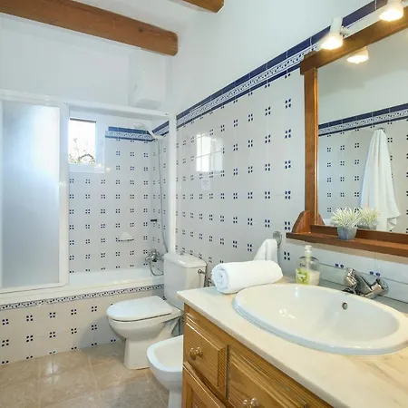 Owl La Font - Relax With A Big Pool Villa *