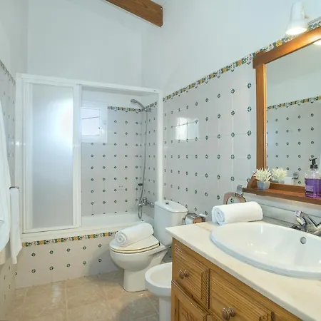 Owl La Font - Relax With A Big Pool Villa *